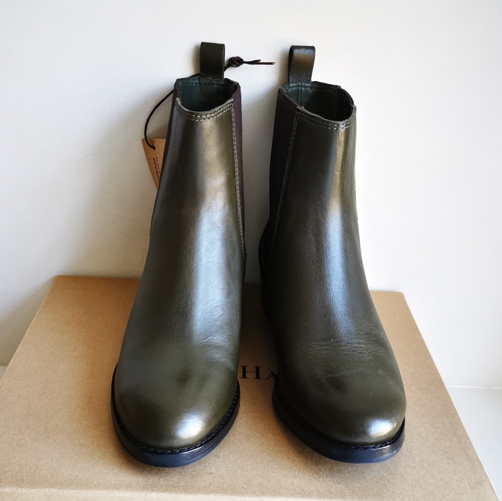 Cole Haan Waterproof Leather Chelsea Boots 5M